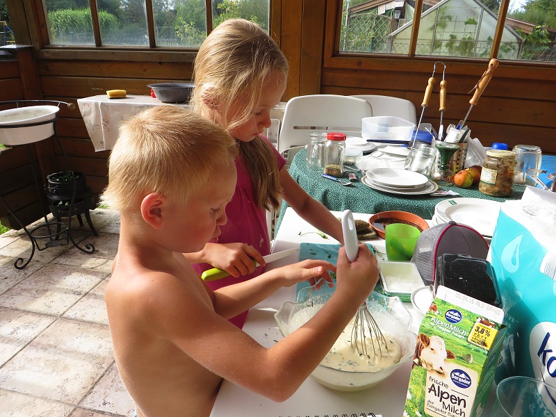 KinderKräuterKüche